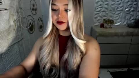 Amanda rose online show from 10/15/25, 11:49