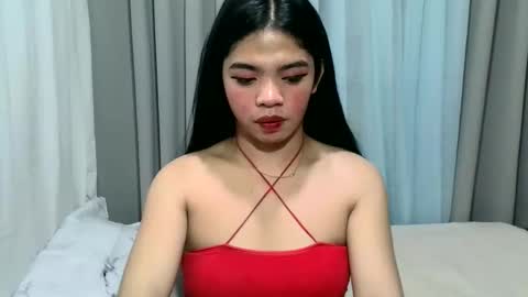 gorgeouspinay_gwen online show from 03/23/26, 02:15