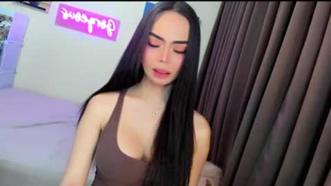Snapshot of gorgeoustransgirl chatting on 06/23/26, 08:07 Emmy online show from 06/23/26, 08:07