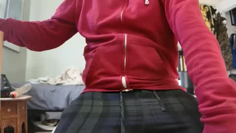 Snapshot of gotanthomai chatting on 11/29/25, 08:12 granton online show from 11/29/25, 08:12