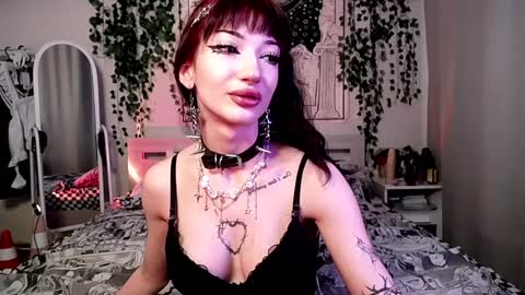    online show from 01/12/25, 07:32