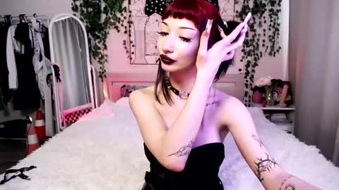    online show from 02/09/25, 07:38