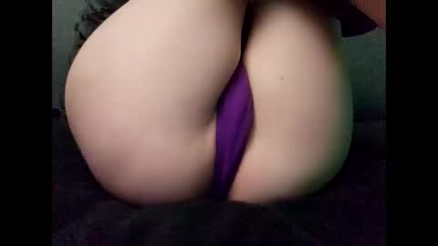 Snapshot of gothhhmeout chatting on 03/01/26, 07:43 Raven online show from 03/01/26, 07:43