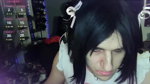 Snapshot of gothic123451 chatting on 01/21/25, 08:43 Victoriana online show from 01/21/25, 08:43