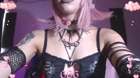        online show from 09/30/25, 10:37