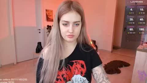 traumfrau Kira angel face devil eyes I SELL A LOT VIDEO IN GALLERY online show from 02/26/26, 11:31
