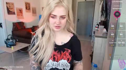 traumfrau Kira angel face devil eyes I SELL A LOT VIDEO IN GALLERY online show from 03/08/26, 06:50