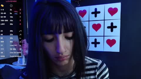 Meredith Alessandra online show from 11/21/25, 04:44