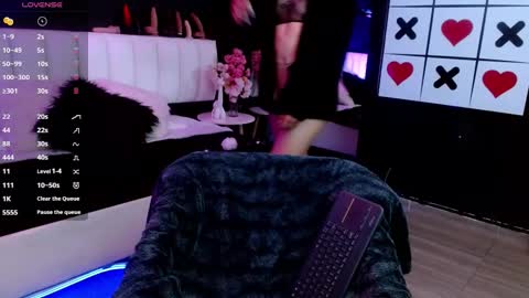 Meredith Alessandra online show from 01/13/26, 04:18