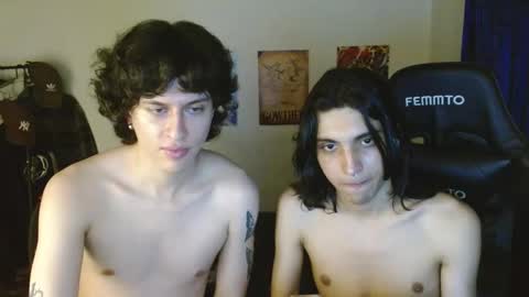 Snapshot of gowther__ chatting on 01/24/25, 04:48 angelito tu novio online show from 01/24/25, 04:48