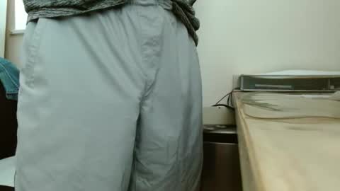 Grabbagg7 online show from 11/01/25, 02:08