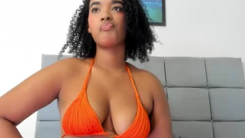 grace_browm1 online show from 09/26/25, 04:05