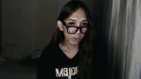 HoneyGrace online show from 03/23/26, 04:11