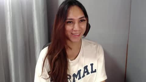 HoneyGrace online show from 04/30/26, 12:17