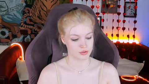 Grace Glamour online show from 02/15/25, 11:28