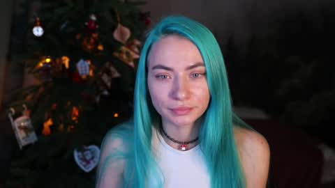 Snapshot of gracegreen chatting on 12/16/24, 07:10 I will be glad to see you 30 N 1800 - 2300 gmt3 online show from 12/16/24, 07:10