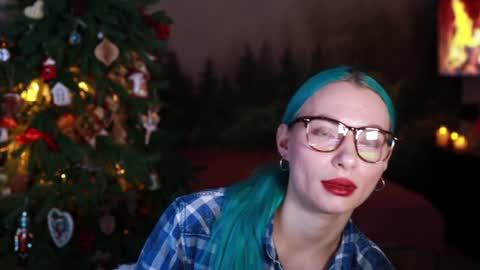 Snapshot of gracegreen chatting on 12/28/24, 02:42 I will be glad to see you 30 N 1800 - 2300 gmt3 online show from 12/28/24, 02:42