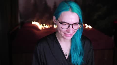 Snapshot of gracegreen chatting on 02/17/25, 12:48 I will be glad to see you 30 N 1800 - 2300 gmt3 online show from 02/17/25, 12:48