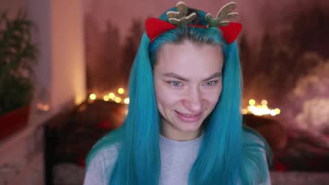 Snapshot of gracegreen chatting on 12/22/25, 05:43 I will be glad to see you 30 N 1800 - 2300 gmt3 online show from 12/22/25, 05:43