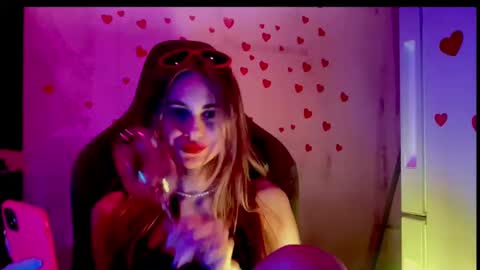 Snapshot of gracetorrezz chatting on 02/14/25, 01:29 gracetorrezz online show from 02/14/25, 01:29