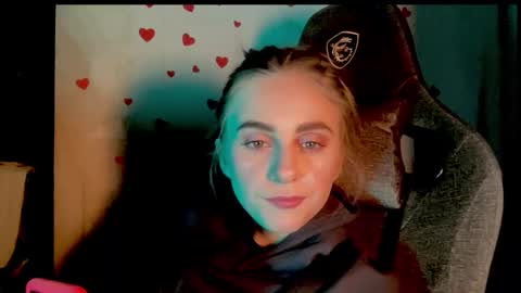 Snapshot of gracetorrezz chatting on 02/21/25, 02:27 gracetorrezz online show from 02/21/25, 02:27
