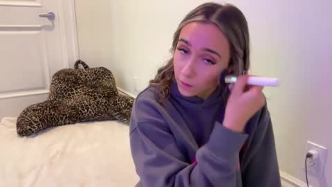 Snapshot of graceyrose chatting on 09/17/25, 06:09 graceyrose online show from 09/17/25, 06:09