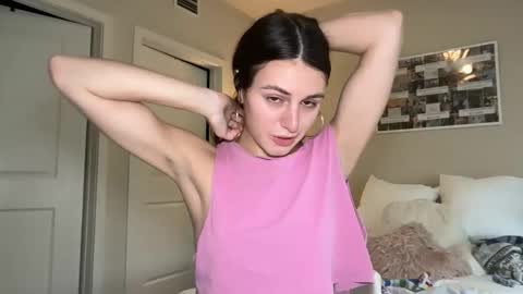 Gracie Smith online show from 04/19/26, 06:10