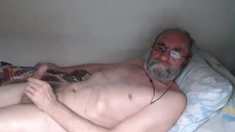 Snapshot of grandpa_mark chatting on 10/11/25, 02:59 Mark online show from 10/11/25, 02:59