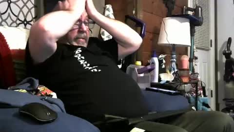 Snapshot of granitebuckeye1969 chatting on 01/02/25, 02:33 granitebuckeye1969 online show from 01/02/25, 02:33