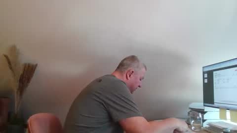 grau197077 online show from 03/09/26, 10:52