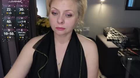 Snapshot of gray_swann chatting on 02/18/25, 10:38 Ray online show from 02/18/25, 10:38