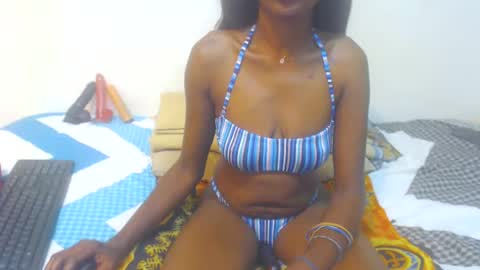 Snapshot of greatnipplesxx chatting on 03/11/25, 12:33 greatnipplesxx online show from 03/11/25, 12:33