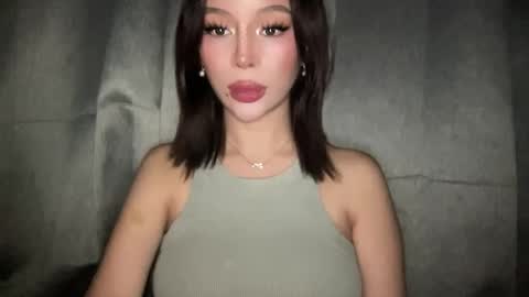 Marie Pelie online show from 12/15/25, 07:07