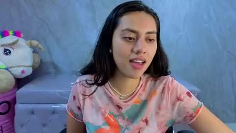 Snapshot of grecia_soler_a chatting on 06/22/26, 12:57 Grecia online show from 06/22/26, 12:57