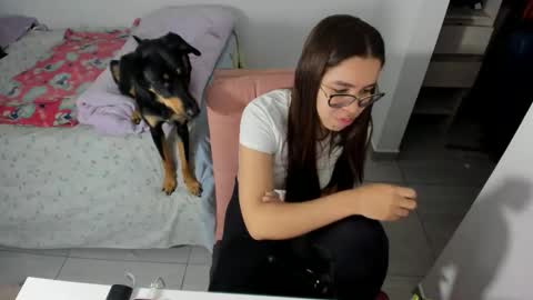 GreciaRuiz online show from 04/04/26, 11:57