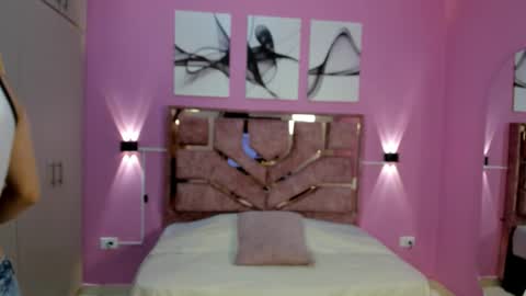 green_lov online show from 10/15/25, 12:16