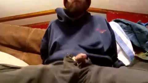 Snapshot of greenbastard78 chatting on 12/03/25, 09:35 greenbastard78 online show from 12/03/25, 09:35