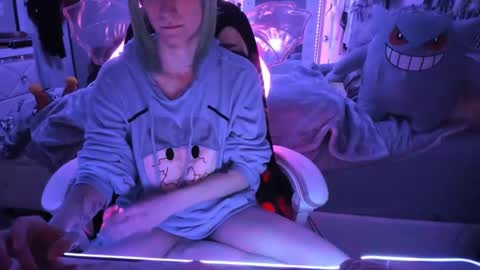 GreenEyedLovexo online show from 10/21/25, 05:41