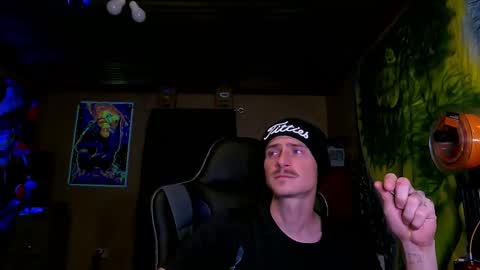 Greenlungs8195 online show from 11/05/25, 07:30