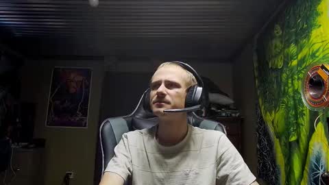 Greenlungs8195 online show from 11/14/25, 09:41