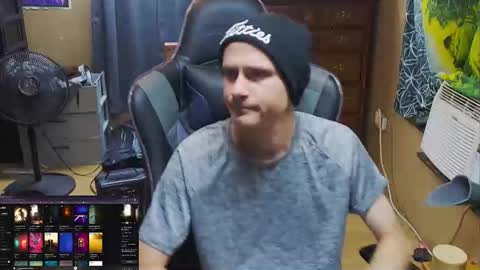 Greenlungs8195 online show from 11/30/25, 06:50