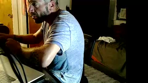 Jay online show from 10/06/25, 05:27