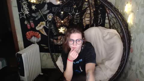 Lina online show from 11/05/25, 10:59