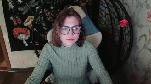 Snapshot of greenwitch9 chatting on 05/31/26, 09:16 Lina online show from 05/31/26, 09:16