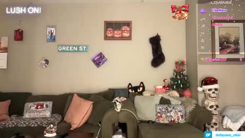 SexQueen Nikki online show from 11/14/25, 02:43