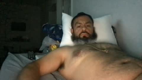 greg78652 online show from 11/21/25, 04:55