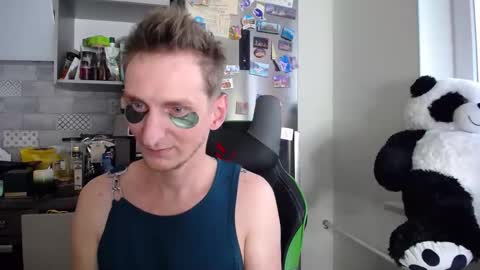 greg_photog online show from 09/27/25, 02:33