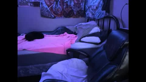 Snapshot of gregalla22 chatting on 03/29/26, 06:24 Hoezers online show from 03/29/26, 06:24