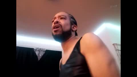 Snapshot of gregnice313 chatting on 02/08/25, 04:57 NICE and sometimes Savvy online show from 02/08/25, 04:57