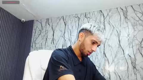 Snapshot of gregori_latin19 chatting on 10/29/25, 12:29 gregori_latin19 online show from 10/29/25, 12:29